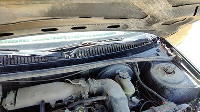 1997 Saturn Sl1 Windshield Wiper Cowl Vent Trim Panel Oem Cover