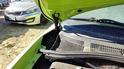 2004-2009 Mazda 3 Passenger Right Hood Hinge Assembly Oem B32h52410a