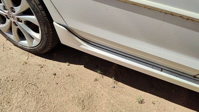2007-2008 Mazda 3 Passenger Right Lower Rocker Panel Moulding Side Skirt Oem