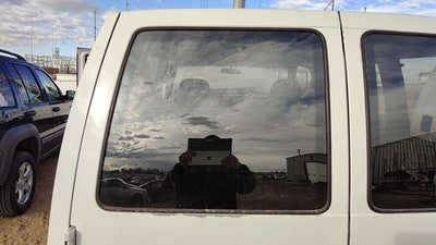 1985-2005 Gmc Safari Driver Left Rear Back Glass Oem Window 15591979
