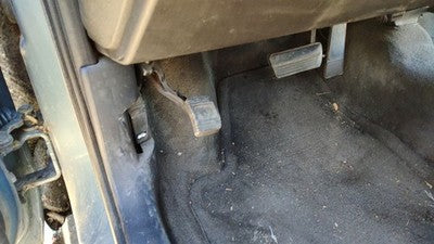 2007 Pontiac Grand Prix Parking Brake Pedal Assembly Oem Complete Emergency Unit