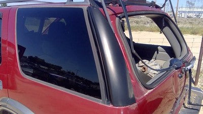 1998 Chevy S10 Blazer Driver Left Rear Moulding On Quarter Panel Oem