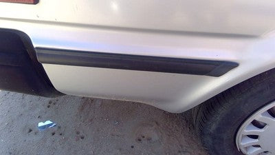 1990 Corolla Station Wagon Passenger Right Rear Moulding On Quarter Panel Oem