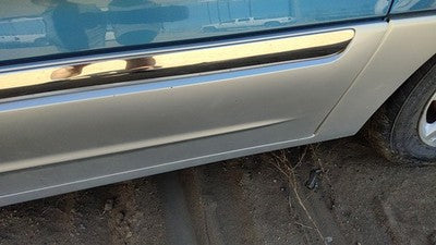 02 Ford Windstar Driver Left Rear Moulding From Door Back Trim Strip Blue Lv Ts