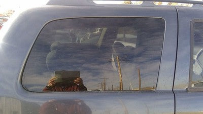 2004-2009 Dodge Durango Passenger Right Rear Quarter Glass Back Side Window Oem
