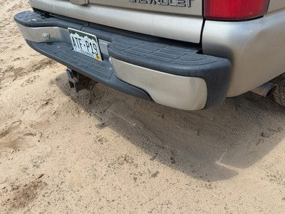 2000-2006 Chevy Suburban Chrome Rear Bumper With Mount Brackets Oem Pewter 11U