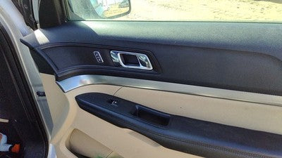 16 17 Explorer Passenger Right Front Inside Door Trim Panel wh Switches Camel 7L