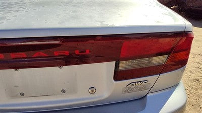 2000-2004 Subaru Legacy Center Middle Tail Light Brake Trunk Lamp Oem Rear