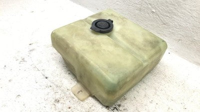 1984 Jeep Grand Wagoneer Windshield Washer Fluid Reservoir With Pump Wiper Tank