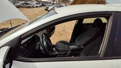 Kia Forte Driver Left Front Side Window Door Glass Oem 824111M010