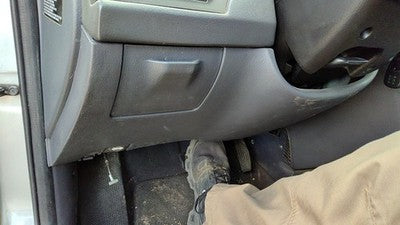 2001-03 Hyundai Elantra Lower Dash Under Column Knee Bolster Trim Panel Oem Gray