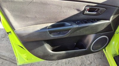 2004-06 Mazda 3 Driver Left Front Inside Door Trim Panel Only Oem Black