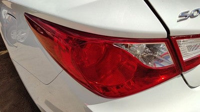 2011-14 Hyundai Sonata Driver Left Tail Light Oem Brake Lamp Rear Outer Quarter