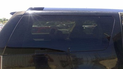 2007-14 Yukon Xl Denali Passenger Right Rear Quarter Glass Back Side Window Oem
