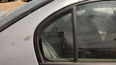 1997-05 Chevy Malibu Passenger Right Rear Vent Window Back Door Glass With Frame
