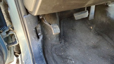 2007 Pontiac Grand Prix Parking Brake Pedal Assembly Oem Complete Emergency Unit