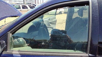 2004-2006 Chrysler Town & Country Driver Left Front Side Window Door Glass Oem