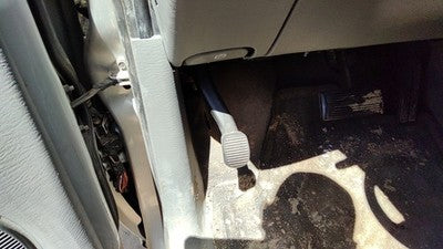 05 Chrysler Town & Country Parking Brake Pedal Assembly Complete Emergency Unit