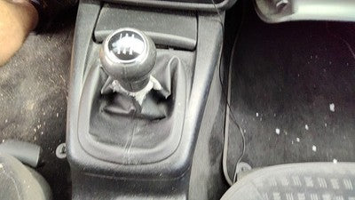 04 Passat Floor Shifter Lever Assembly Shift Cables 5 Speed Manual Transmission