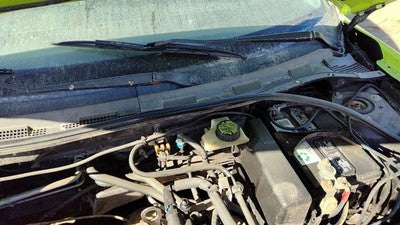 2005 Mazda 3 Windshield Wiper Cowl Vent Trim Panel Oem Cover