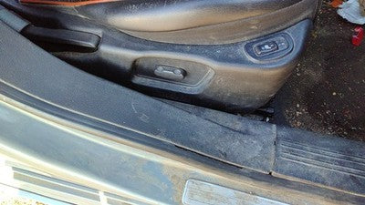 08 New Style Malibu Passenger Right Side Power Seat Switch With Trim Panel Ebony