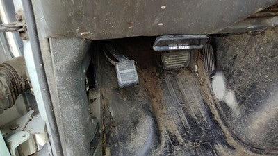 2002 Savana Van 2500 Parking Brake Pedal Assembly Oem Complete Emergency Unit
