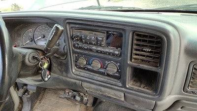 2000-02 Sierra 2500 Hd Trim Bezel Around Speedometer Oem Dash Panel Graphite 12d