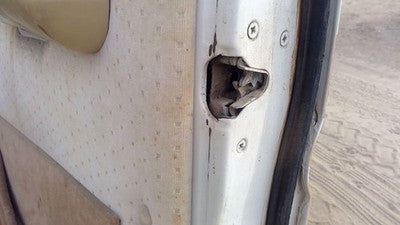 1979 Ford Van E250 Passenger Right Front Door Latch With Rods/Cables Oem
