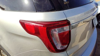 2016-2019 Ford Explorer Driver Left Tail Light Oem Brake Lamp Rear Fb5z13405a