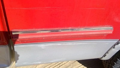 1998 Ford F150 Driver Left Rear Moulding On Quarter Panel Oem Red