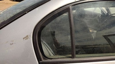 1997-05 Chevy Malibu Passenger Right Rear Vent Window Back Door Glass With Frame