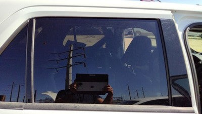 11-19 Police Interceptor Passenger Right Rear Side Window Door Glass Back