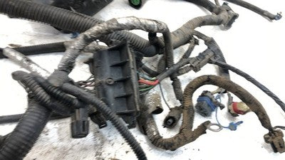 2000 Cadillac Escalade Wiring Harness For Engine Oem 5.7L At 4X4