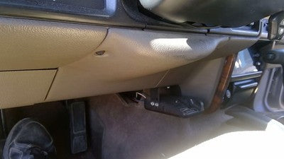 94-95 Jeep Grand Cherokee Lower Dash Under Column Knee Bolster Trim Panel Brown