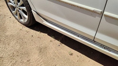 2007-2008 Mazda 3 Passenger Right Lower Rocker Panel Moulding Side Skirt Oem