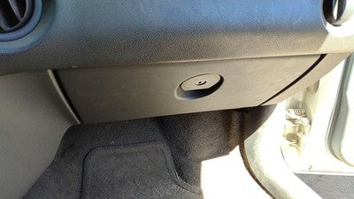 04 Pontiac Grand Prix Glove Box Assembly Complete Door With Latch Oem Pewter 69B