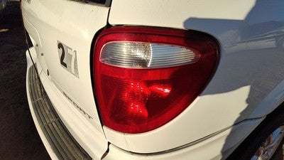 2001-03 Grand Caravan Passenger Right Tail Light Oem Brake Lamp Rear 68241332Aa