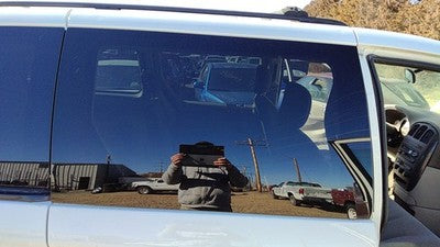 2001-2007 Dodge Caravan Passenger Right Rear Side Window Door Glass Oem Back
