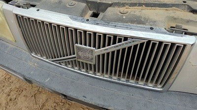1991-1992 Volvo 740 Front Grille Oem Chrome 35188846
