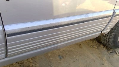 1994 Jeep Grand Cherokee Passenger Right Front Moulding From Door Trim Silver