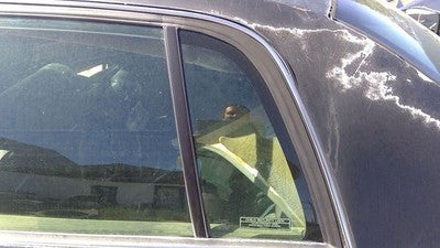 1991-1996 Buick Park Ave Driver Left Rear Vent Window Back Door Glass With Frame