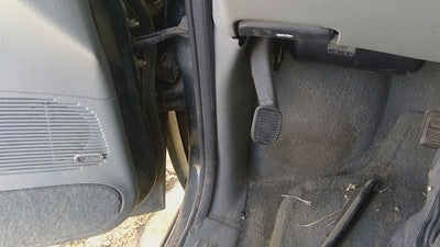 2000 Chrysler Voyager Driver Left Lower Kick Trim Panel Oem Gray Jb55sjk