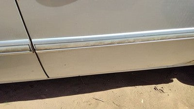 05 Town & Country Driver Left Rear Moulding From Door Back Trim Strip Silver Ps2