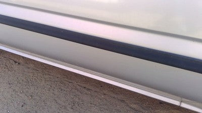 90 Corolla Station Wagon Passenger Right Front Moulding From Door Oem Trim Strip