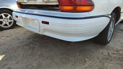 1992-1995 Pontiac Bonneville Rear Bumper Cover Assembly Oem Back White 16520213