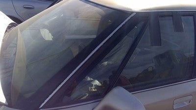 92-99 Eighty Eight Driver Left Front Vent Window Small Door Glass With Frame