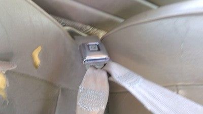 1994 Olds Eighty Eight Driver Left Front Seat Belt Buckle Receiver Oem Tan
