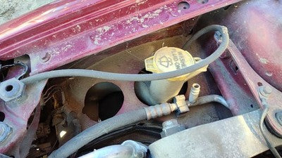 2001-2005 Dodge Neon Windshield Washer Fluid Reservoir With Pump Oem Wiper Tank