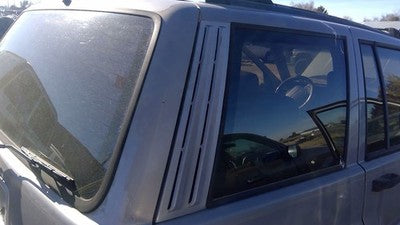 1994 Jeep Grand Cherokee Passenger Right Rear Moulding On Quarter Panel Silver