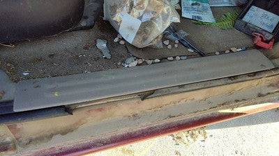 2000 Chevy Venture Passenger Right Lower Kick Trim Panel Oem Sill Step